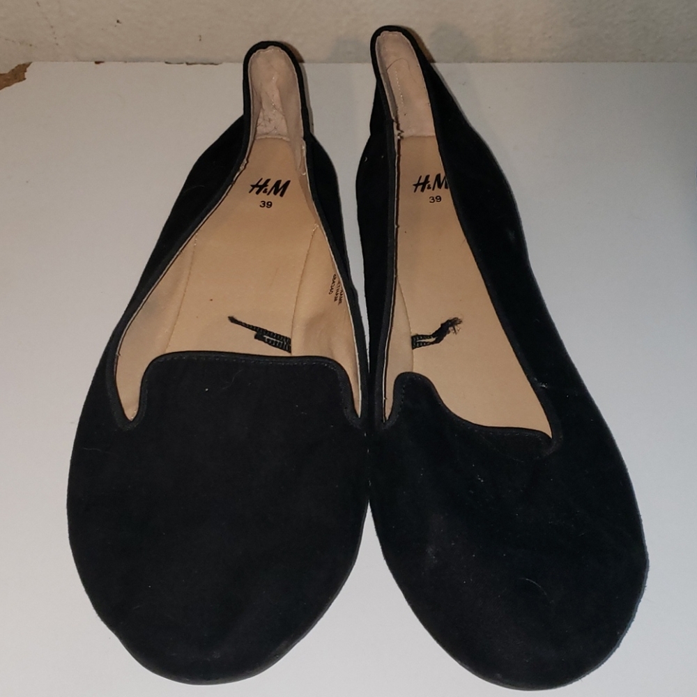 Black H&M flats